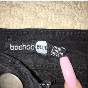 BOOHOO BLACK RIPPED SKINNY JEANS SIZE US 2